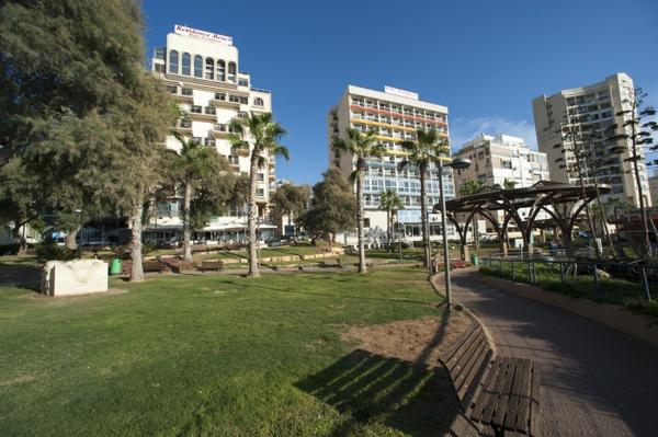רזידנס נתניה